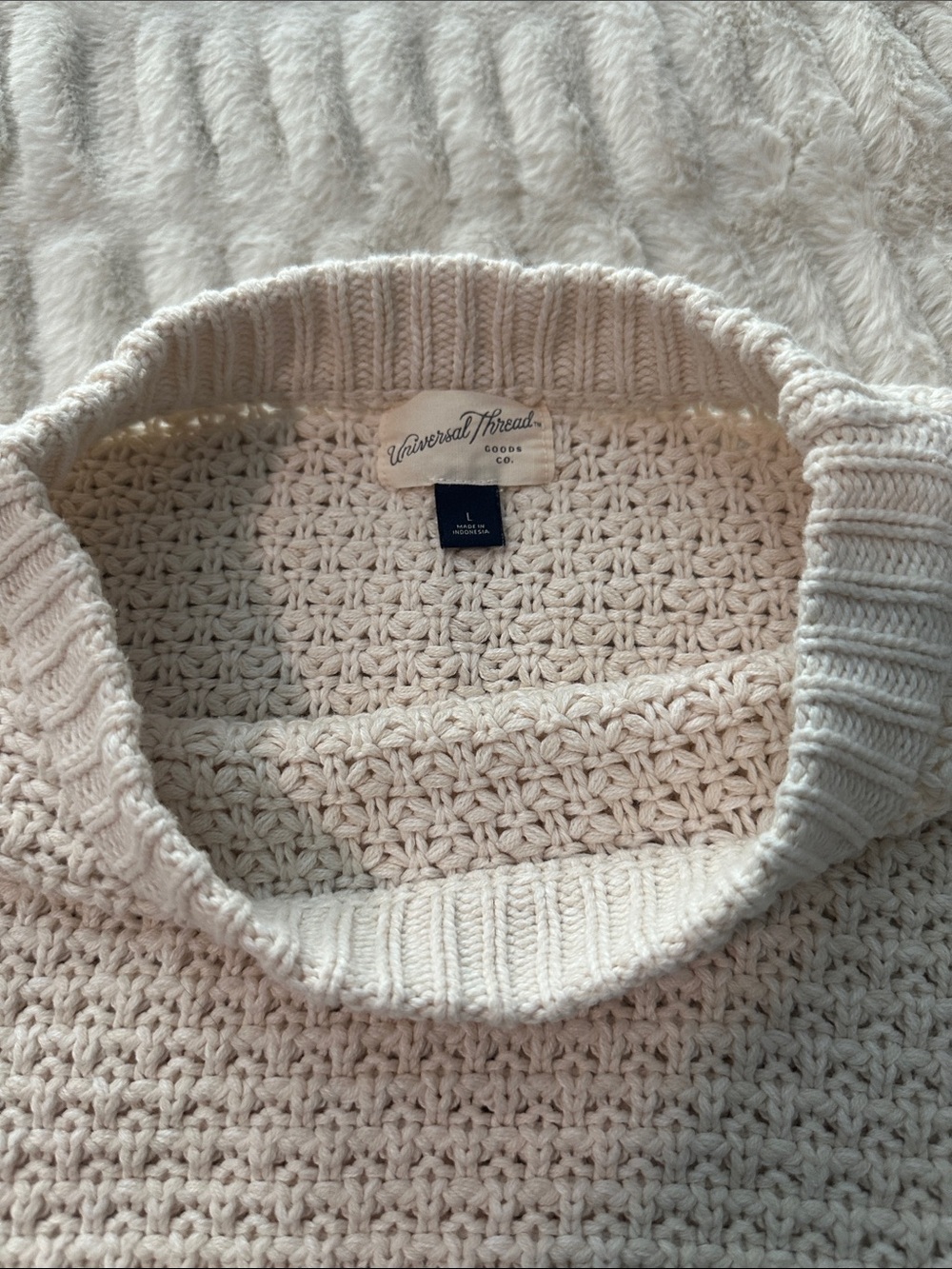 Cream Knit Women's Sweater - Classic Textured Pullover Universal Thread Large - Picture 2 of 5